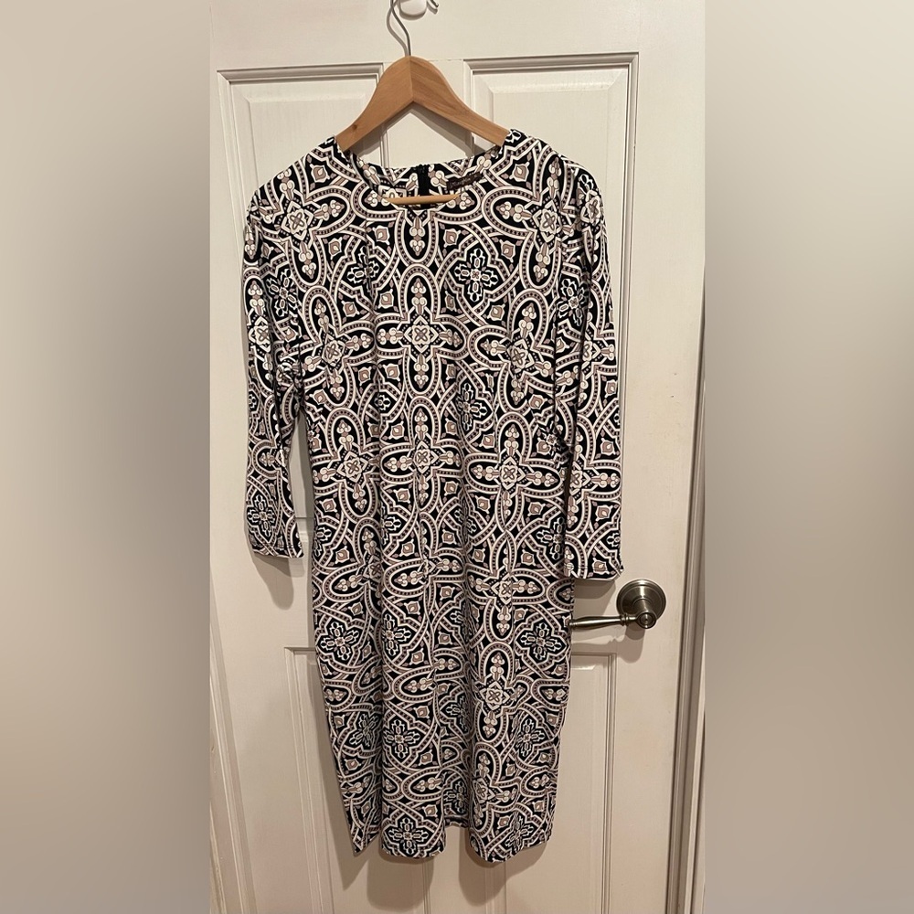 J. McLaughlin Black and Tan Medallion Stretchy Dress XL